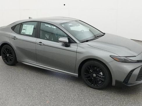 New 2026 Toyota Camry SE FWD image 12