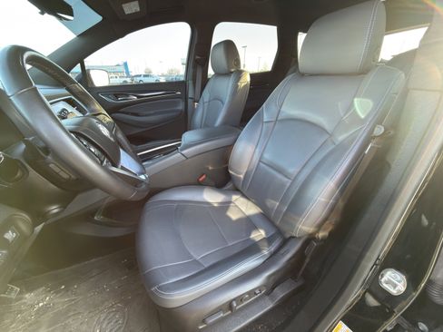 Used 2023 Buick Enclave Premium w/ Experience Buick Package image 9