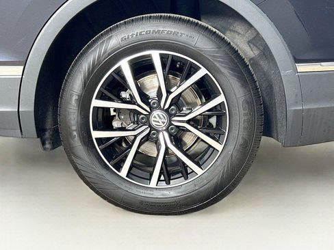 Certified 2021 Volkswagen Tiguan S AWD/4WD image 31
