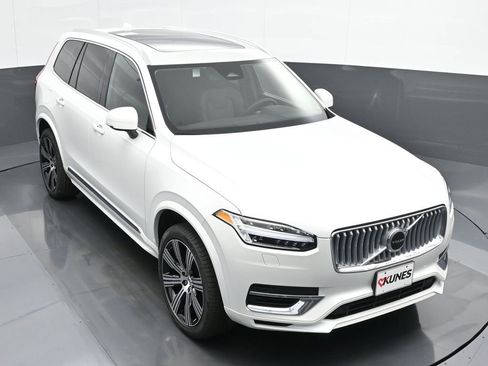 New 2025 Volvo XC90 T8 Core w/ Protection Package Premier image 35