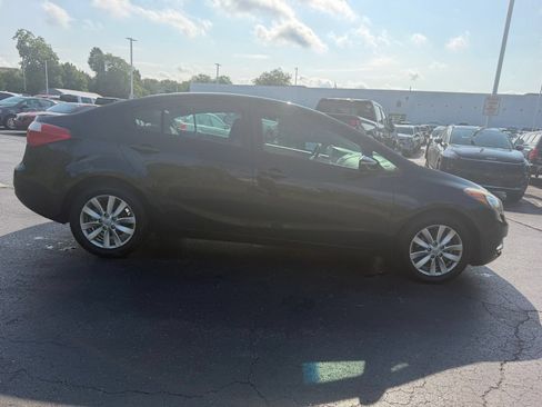 Used 2014 Kia Forte LX w/ Popular Package FWD image 5