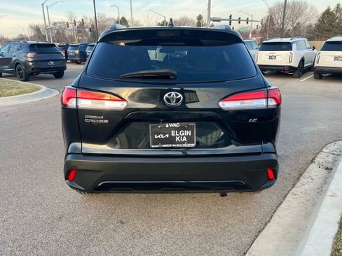 Used 2022 Toyota Corolla Cross LE image 4