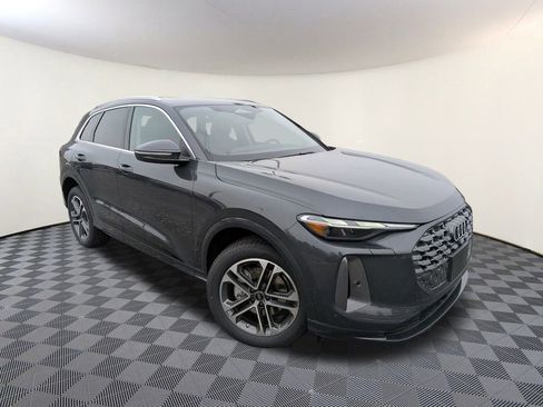 New 2025 Audi Q5 Premium image 1