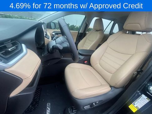 Used 2025 Toyota RAV4 XLE Premium image 14
