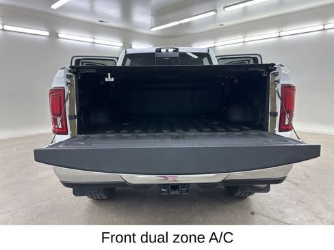 Used 2025 RAM 2500 Limited AWD/4WD image 27
