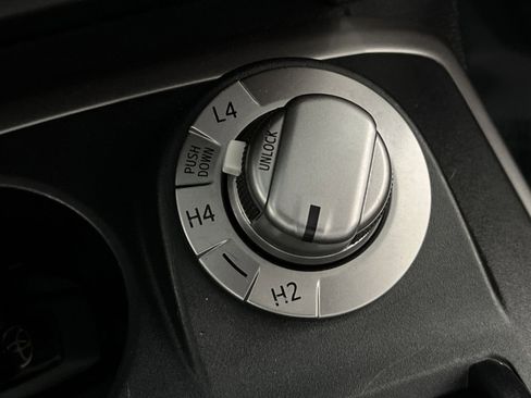 Used 2024 Toyota 4Runner SR5 image 32