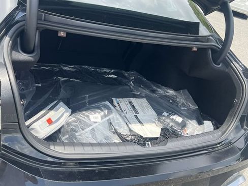 Certified 2025 Hyundai Sonata Limited FWD image 42