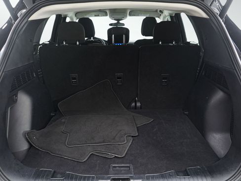 Used 2024 Ford Escape Active image 9