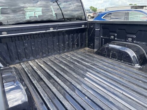 Used 2023 Chevrolet Silverado 1500 Custom image 22