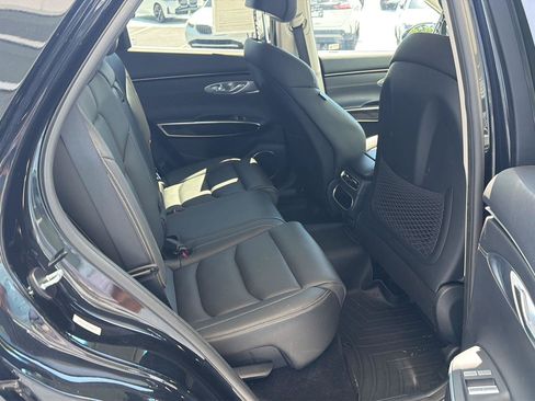 Used 2023 Genesis GV70 2.5T AWD/4WD image 12