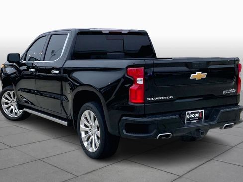 Certified 2022 Chevrolet Silverado 1500 High Country w/ Safety Package II image 11