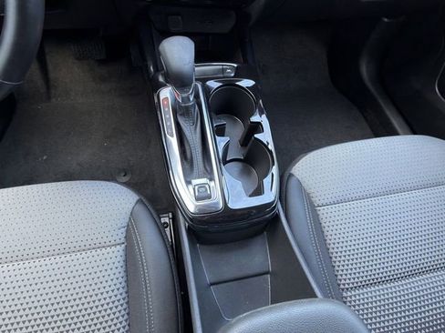 Used 2024 Chevrolet Trax LT w/ LT Convenience Package image 20