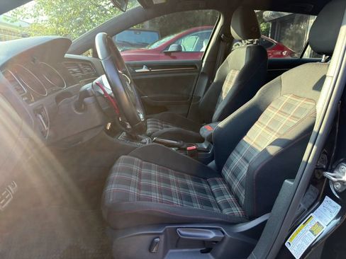 Used 2017 Volkswagen GTI S FWD image 7