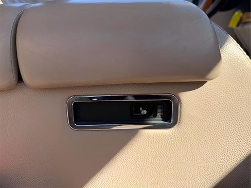 Used 2006 Rolls-Royce Phantom Sedan RWD image 93