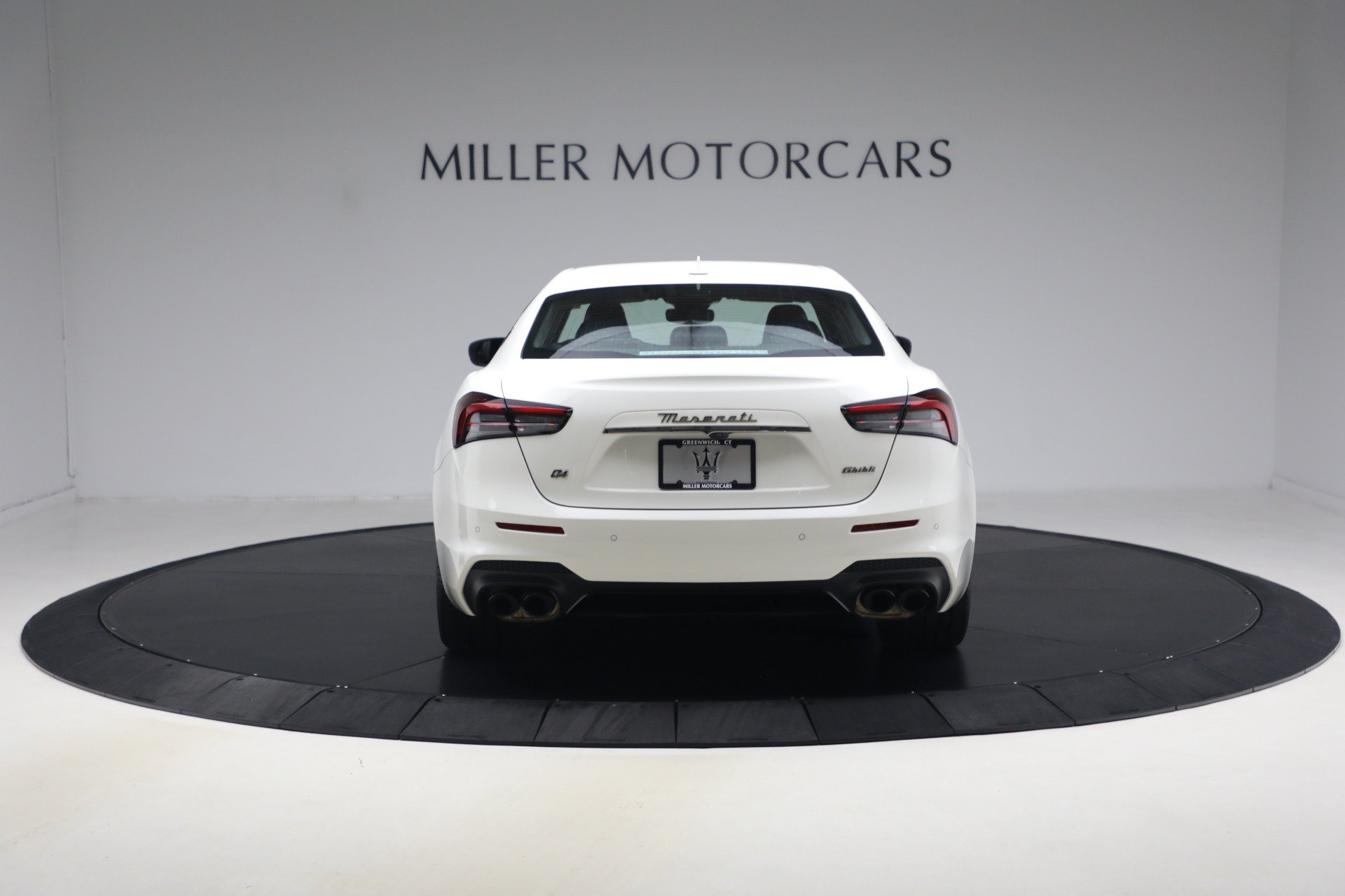 Used 2022 Maserati Ghibli Modena Q4 AWD/4WD image 6