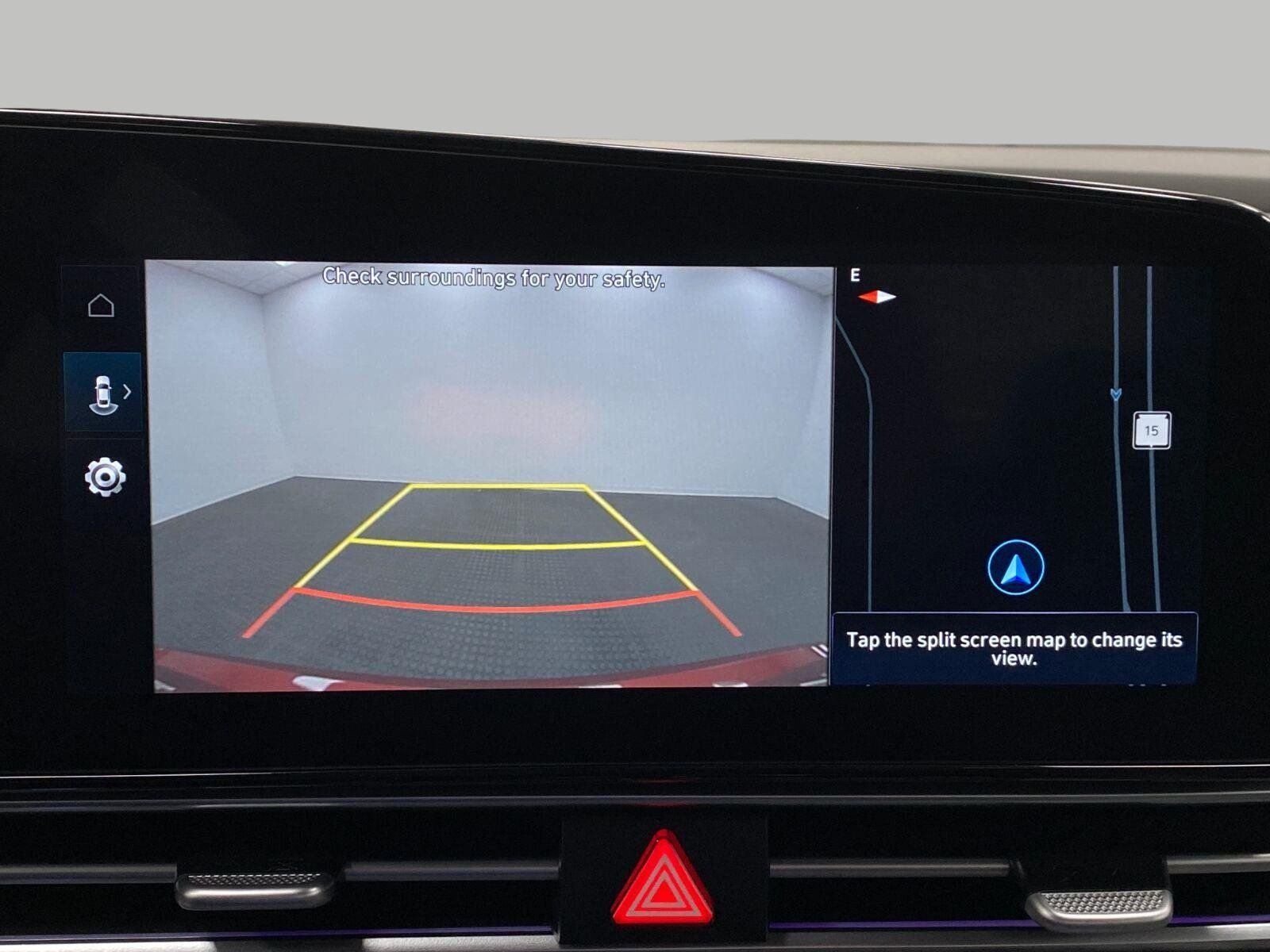 Certified 2025 Hyundai Elantra SEL FWD image 23