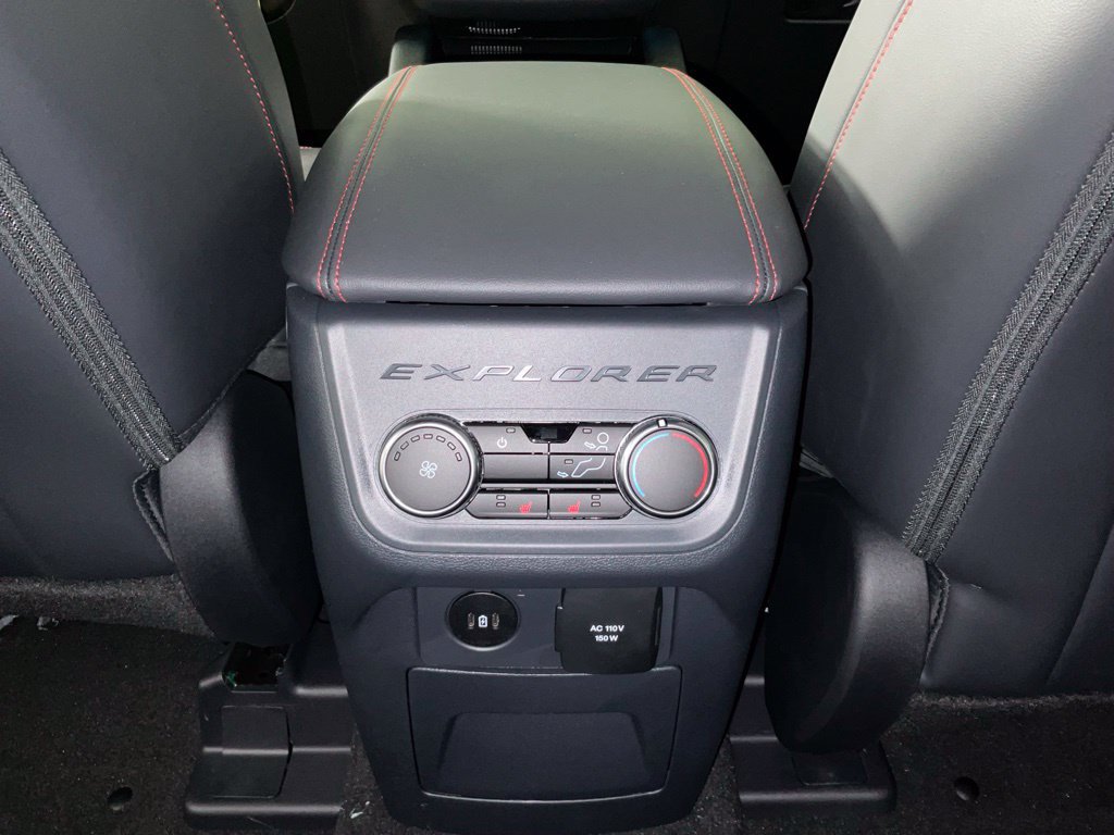 New 2027 Ford Explorer ST-Line w/ Premium Package RWD image 18