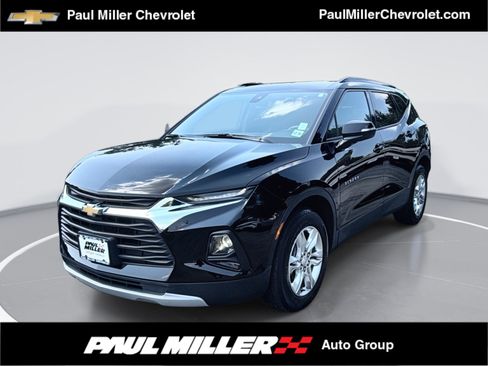 Certified 2021 Chevrolet Blazer LT AWD/4WD image 1