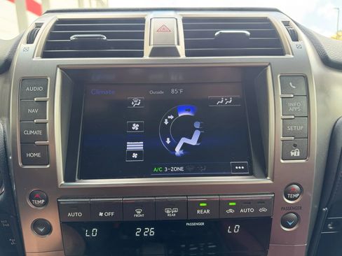 Used 2021 Lexus GX 460 Premium image 28