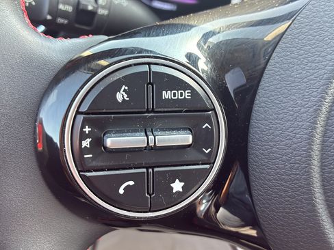 Used 2025 Kia Soul GT-Line w/ GT-Line Technology Package FWD image 24