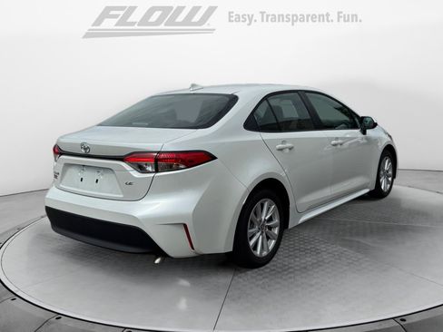 Used 2026 Toyota Corolla LE w/ LE Premium Package FWD image 7