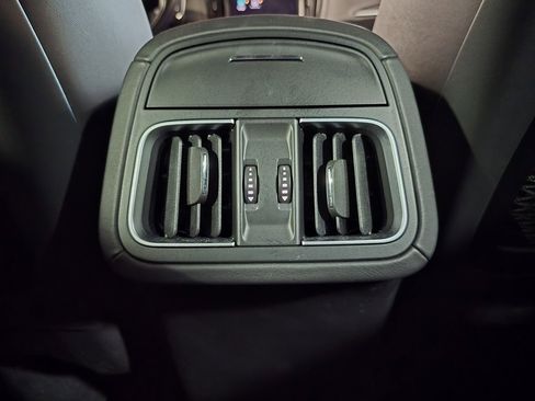 Used 2021 Maserati Levante S GranSport image 28