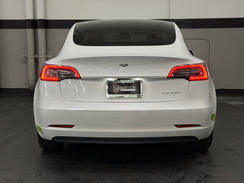 Used 2022 Tesla Model 3 Long Range image 11