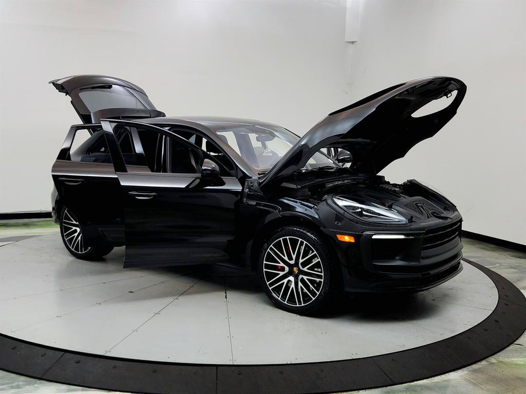 Used 2022 Porsche Macan GTS AWD/4WD image 10