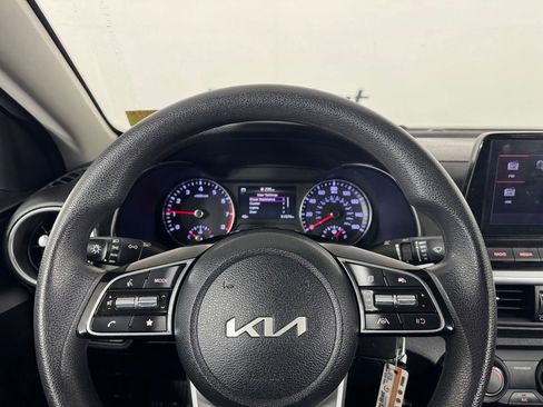 Used 2024 Kia Forte LXS image 18