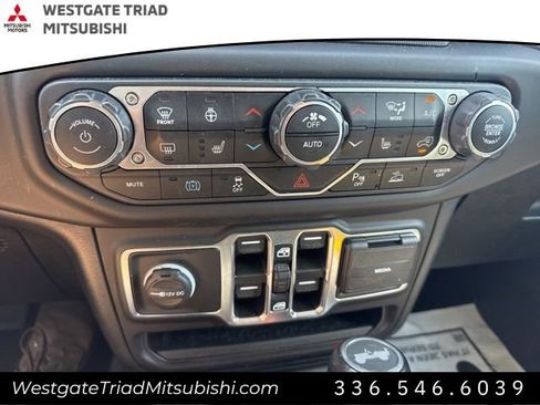 Used 2021 Jeep Wrangler Unlimited Sahara w/ Cold Weather Group AWD/4WD image 11