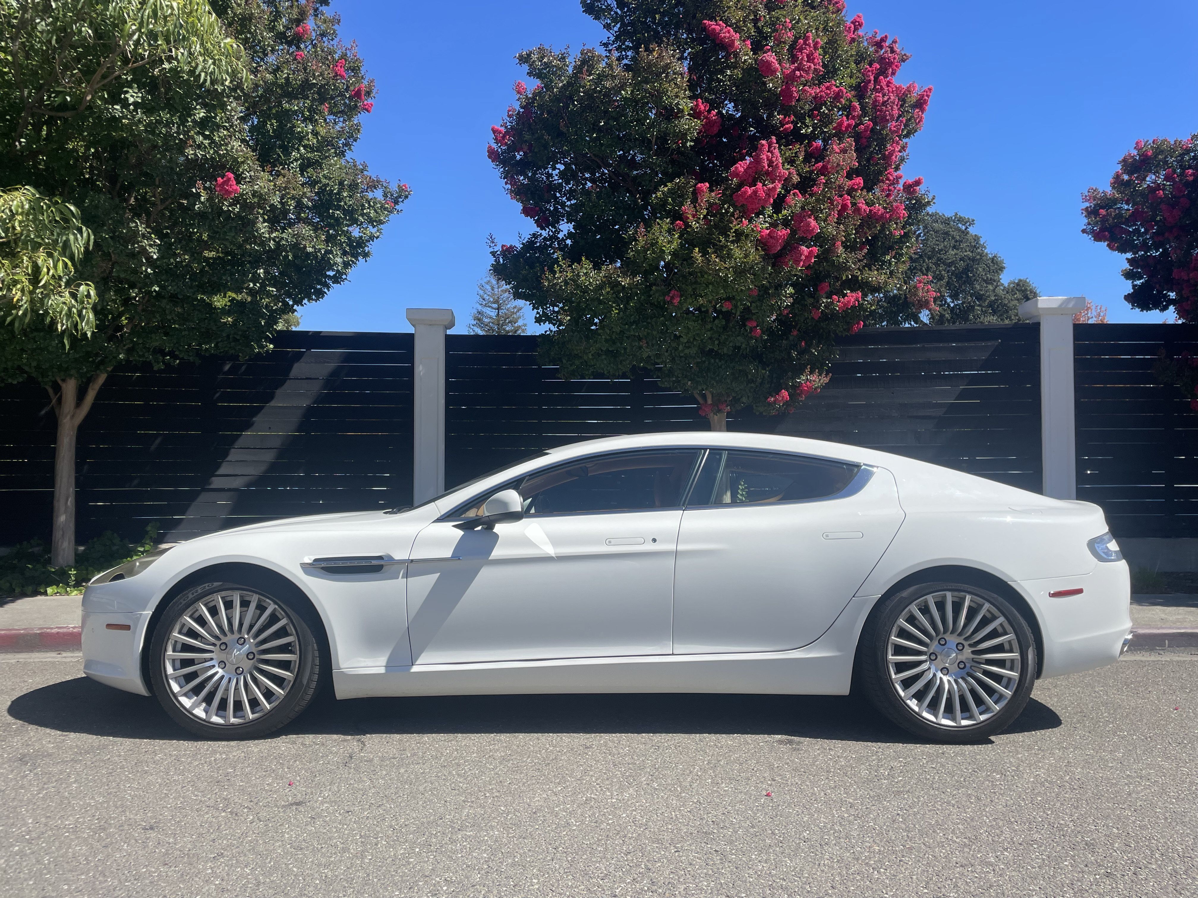 Used 2012 Aston Martin Rapide RWD image 5