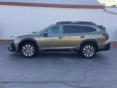 Used 2023 Subaru Outback Limited AWD/4WD image 3
