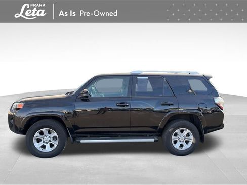 Used 2015 Toyota 4Runner SR5 image 3