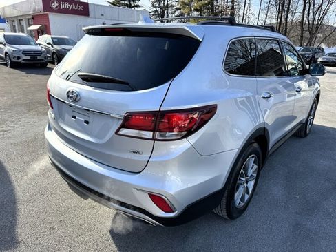 Used 2017 Hyundai Santa Fe SE w/ SE Premium Package 02 image 5