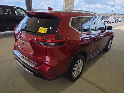 Used 2020 Nissan Rogue SV image 6
