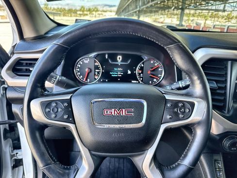 Used 2019 GMC Acadia Denali w/ Technology Package image 3