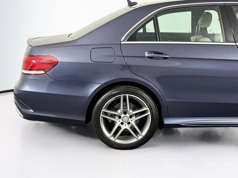 Used 2015 Mercedes-Benz E 400 4MATIC Sedan image 44