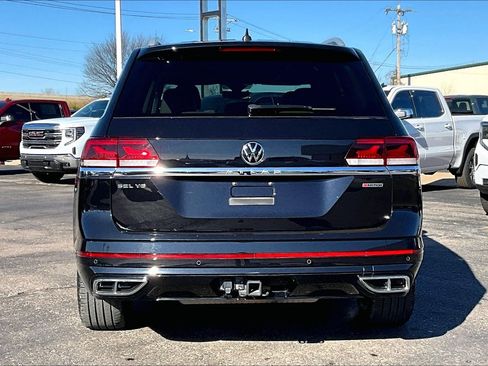 Used 2022 Volkswagen Atlas SEL Premium image 4