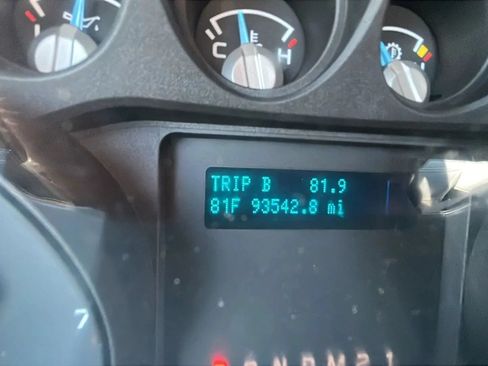 Used 2016 Ford F250 XL w/ Power Equipment Group AWD/4WD image 19