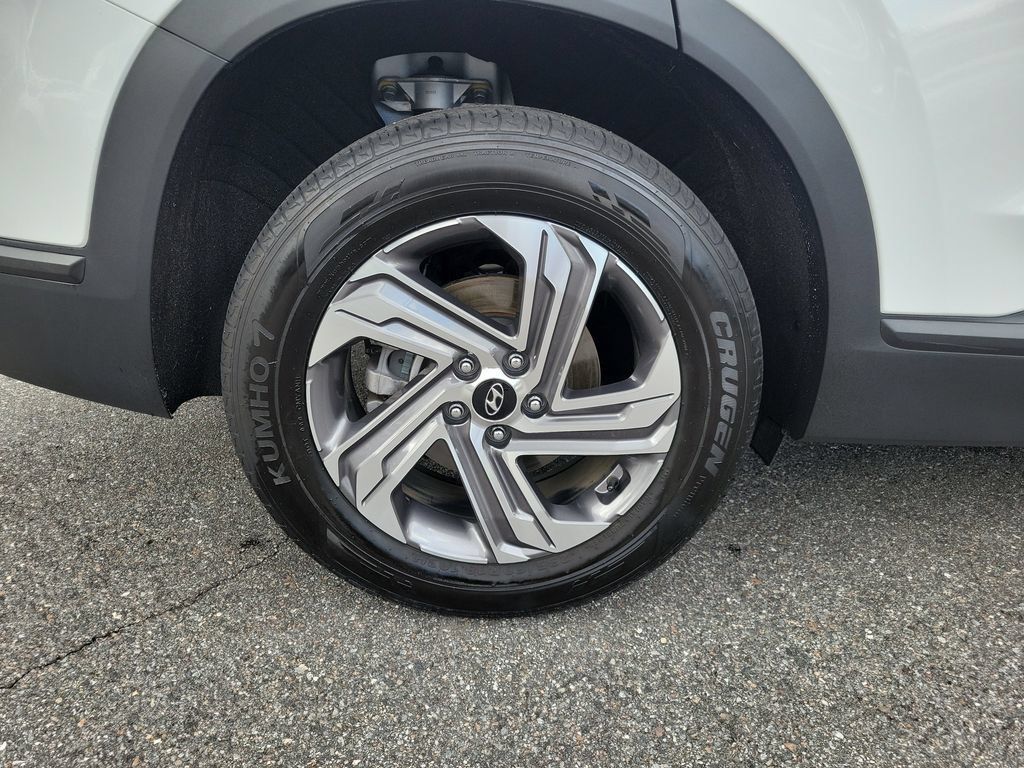 Certified 2023 Hyundai Santa Fe SEL FWD image 5