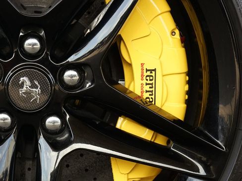 Used 2022 Ferrari SF90 Stradale image 34