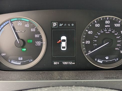 Used 2017 Hyundai Sonata Limited image 24