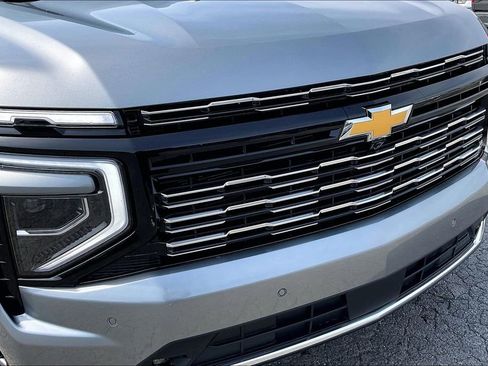 New 2026 Chevrolet Tahoe High Country AWD/4WD image 16