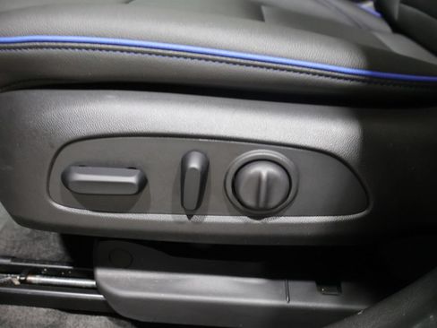 Used 2024 Buick Envista Sport Touring w/ Convenience I Package FWD image 13