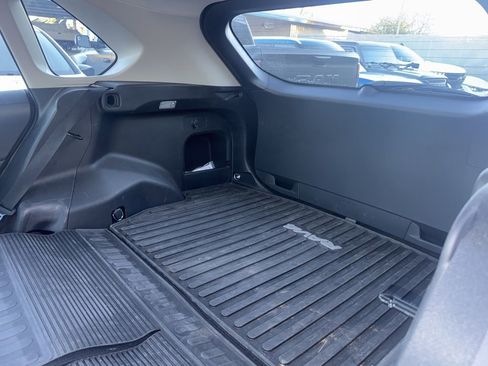 Used 2020 Toyota RAV4 XLE image 20