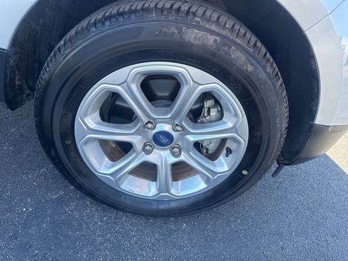 Used 2019 Ford EcoSport SE w/ SE Convenience Package image 28