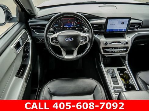 Used 2023 Ford Explorer XLT w/ Equipment Group 202A RWD image 27