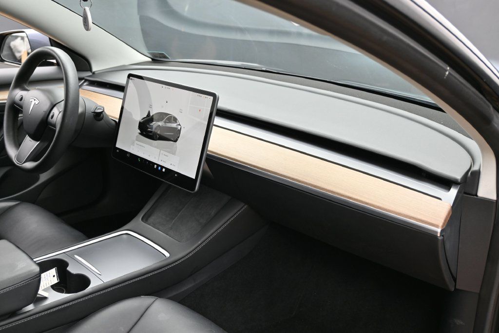 Used 2023 Tesla Model 3 Standard Range RWD image 36