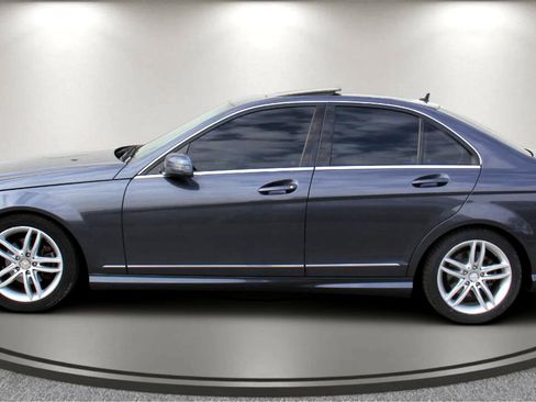 Used 2013 Mercedes-Benz C 250 Sedan image 8