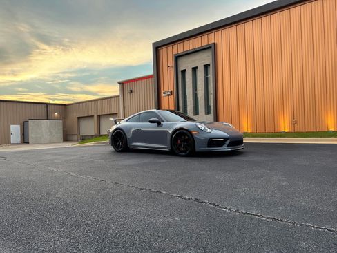 Used 2024 Porsche 911 GT3 RS image 13